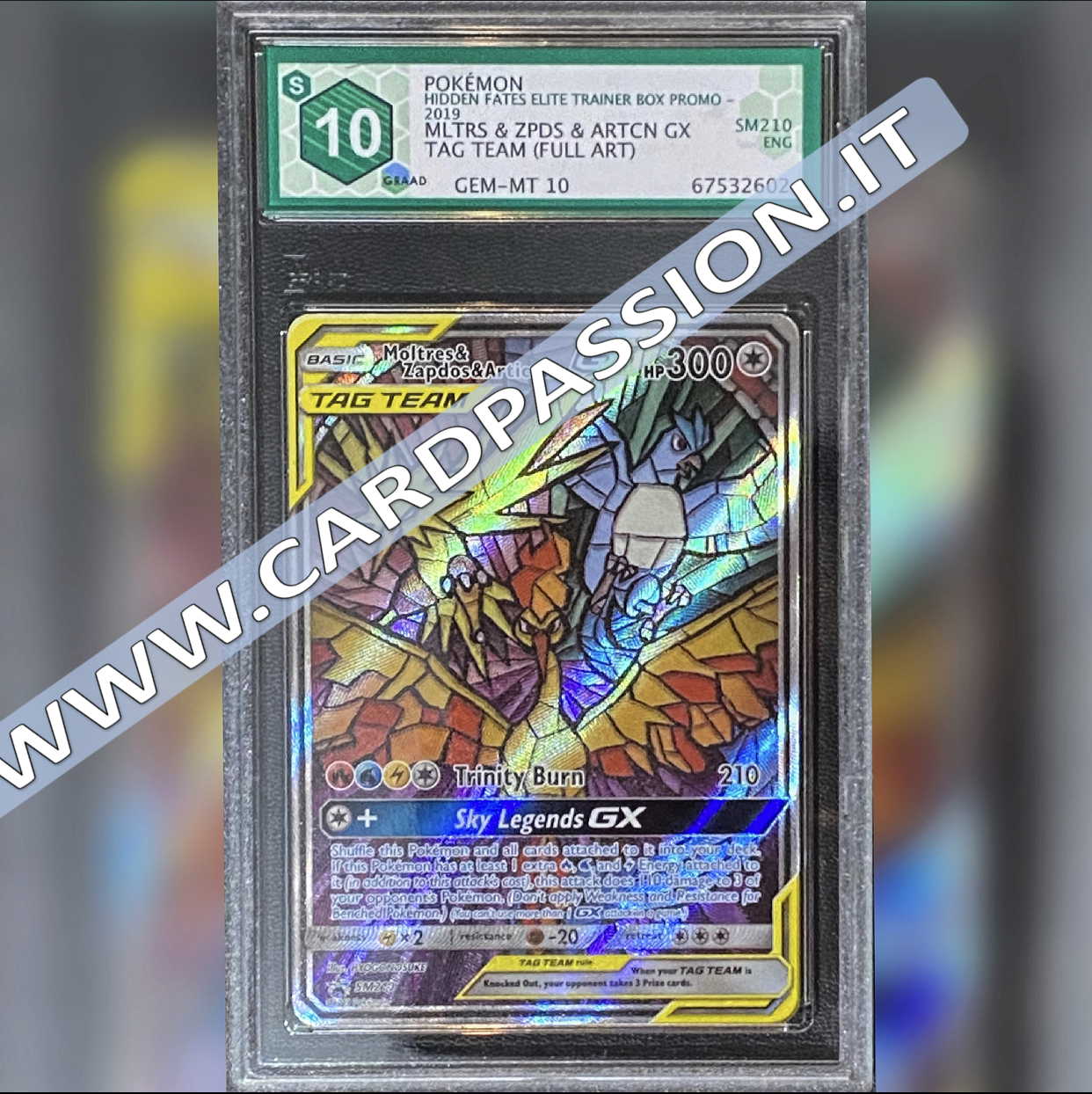 PSA 10 GEM MINT Moltres & outlet Zapdos & Articuno GX SM210 Full Art 2019 Hidden Fates